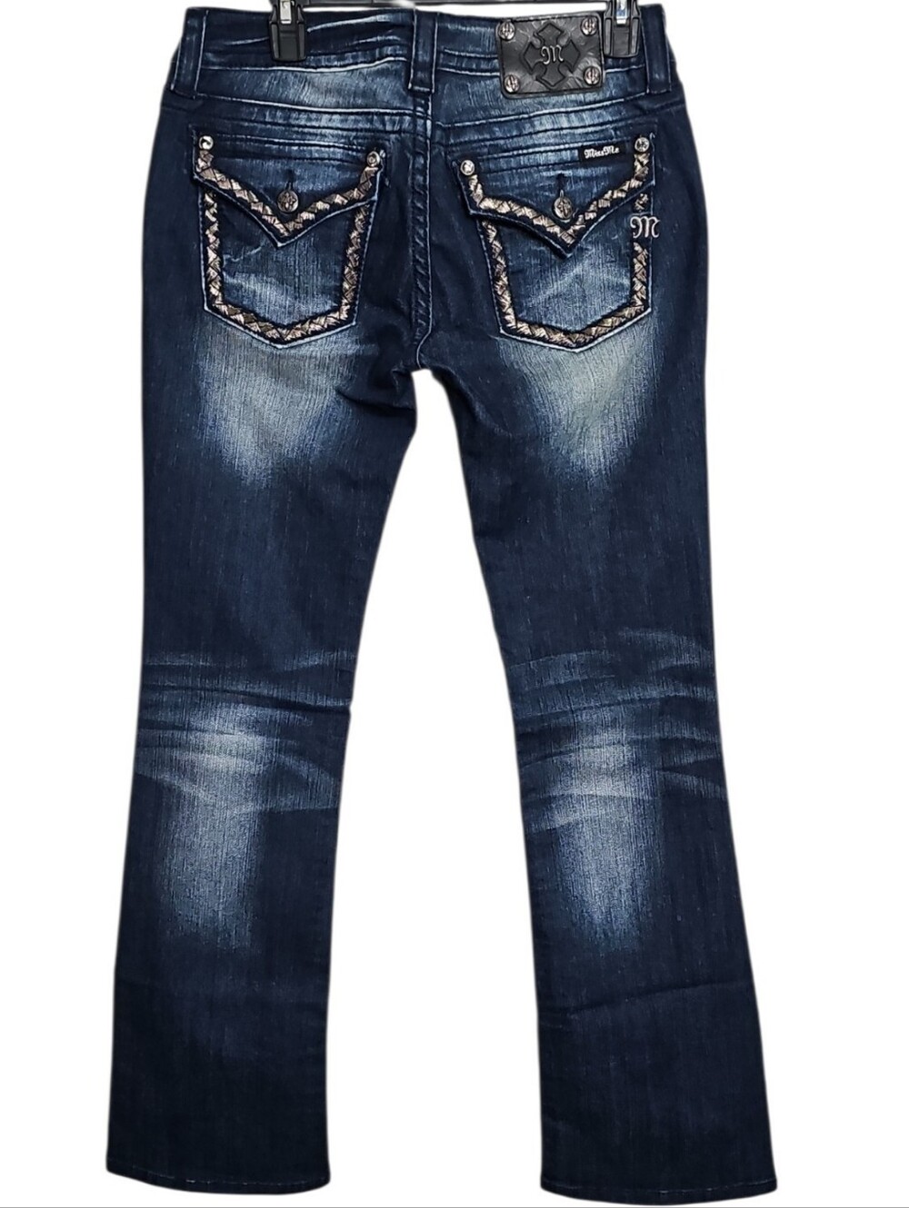 Miss Me Signature-Rise Bootcut Jeans. Women's Size: Waist 30x34 Inseam.